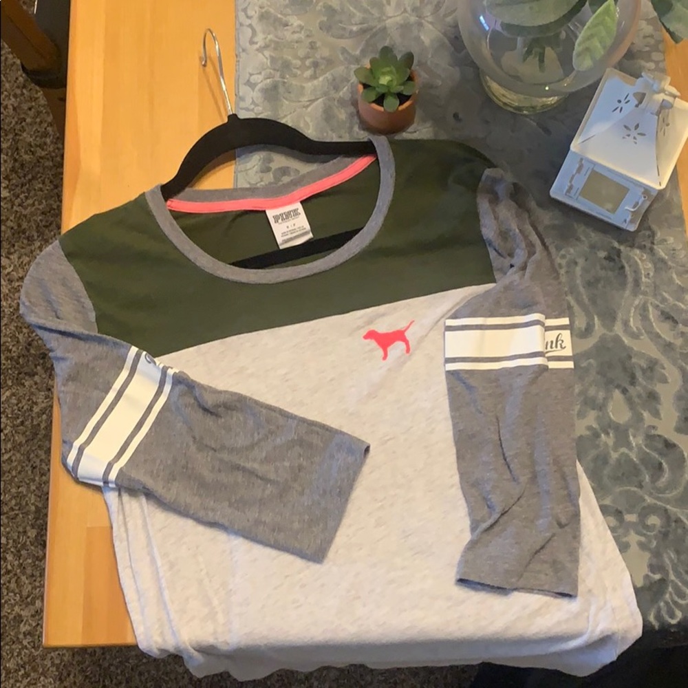 Super Comfy Victoria Secret PINK Baseball t-shirt